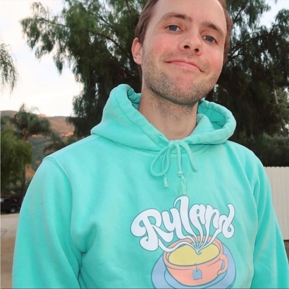 Shawn Dawson Ryland Tea sweatshirt - Picture 2 of 7